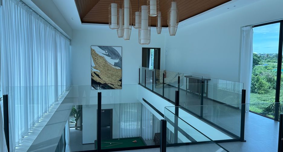 Villa en alquiler de 4 habitaciones en Bang Lamung, Chonburi