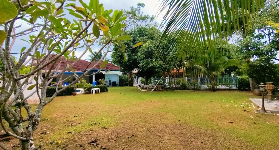 For rent 2 bedrooms villa in Mueang Phuket, Phuket