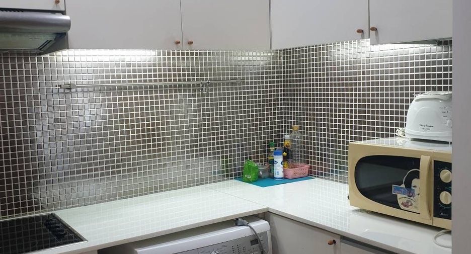 Condo en alquiler de 2 habitaciones en Khlong Toei, Bangkok