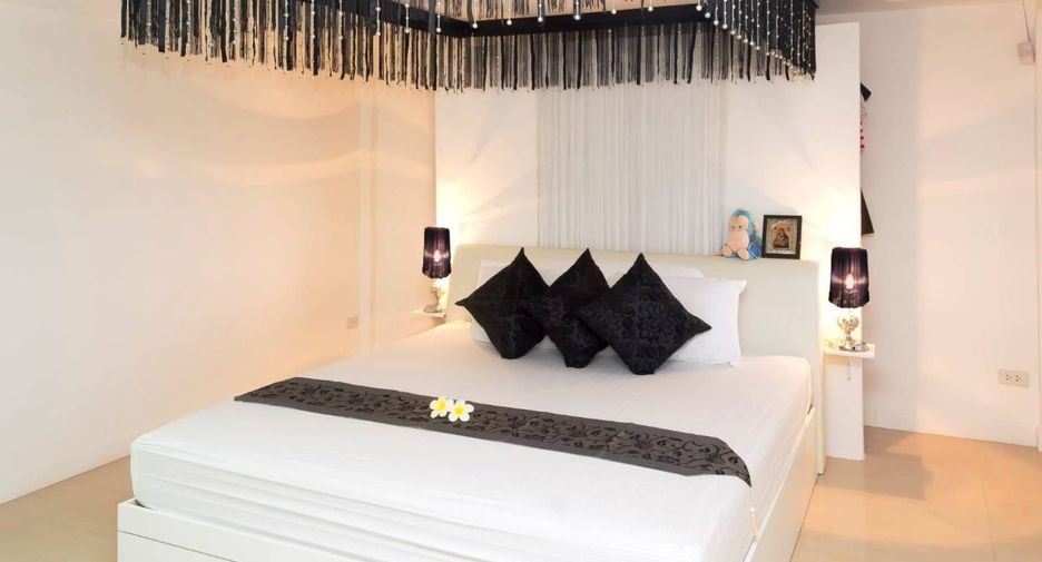 Reihenhaus zum Kauf und zur Miete mit 4 Zimmer in Bang Lamung, Chonburi