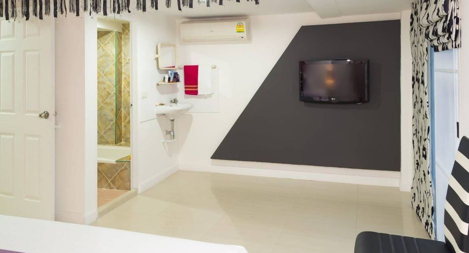 Reihenhaus zum Kauf und zur Miete mit 4 Zimmer in Bang Lamung, Chonburi