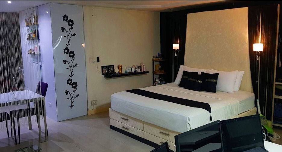 Reihenhaus zum Kauf und zur Miete mit 4 Zimmer in Bang Lamung, Chonburi