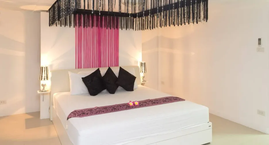 Reihenhaus zum Kauf und zur Miete mit 4 Zimmer in Bang Lamung, Chonburi