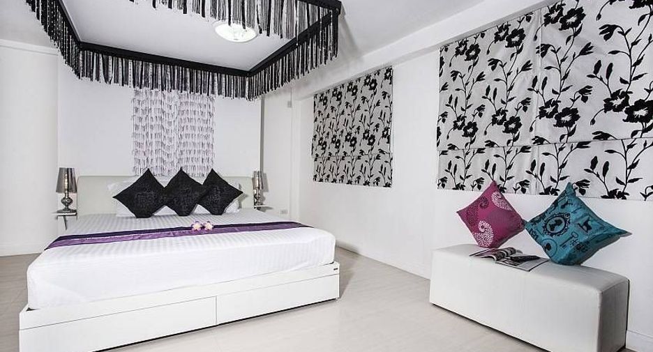 Reihenhaus zum Kauf und zur Miete mit 4 Zimmer in Bang Lamung, Chonburi