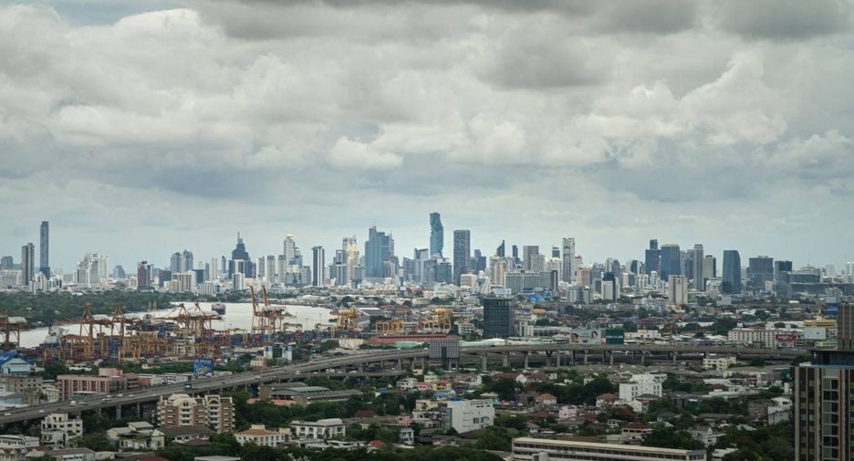 For rent 1 bed condo in Phra Khanong, Bangkok