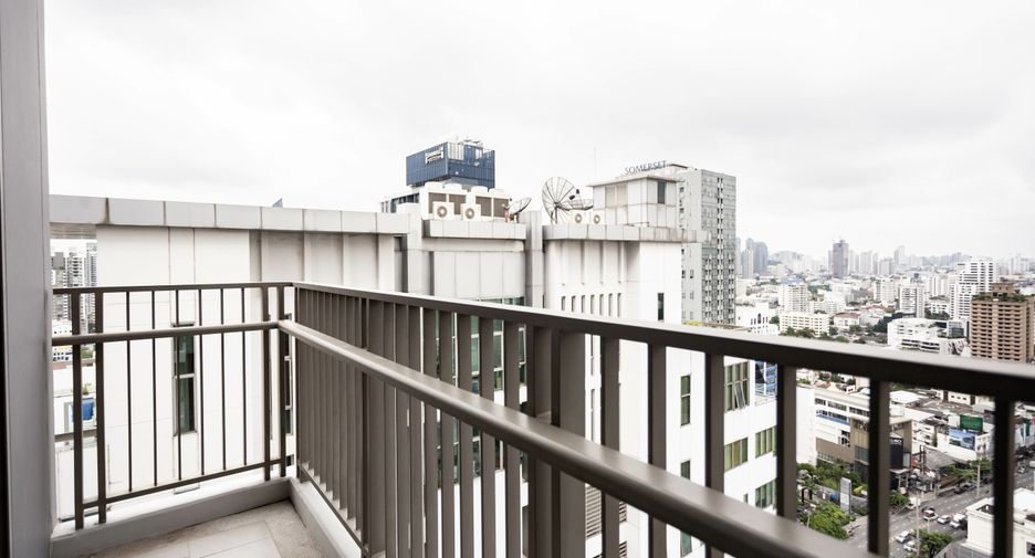 Wohnung zur Miete mit 2 Zimmer in Watthana, Bangkok
