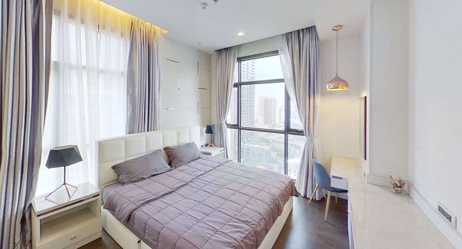 For rent 2 bedrooms condo in Khlong Toei, Bangkok