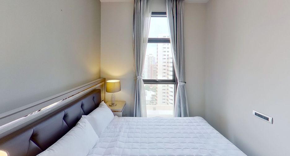 For rent 2 bedrooms condo in Khlong Toei, Bangkok
