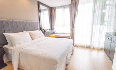 Condo en alquiler de 1 habitaciones en Phra Khanong, Bangkok