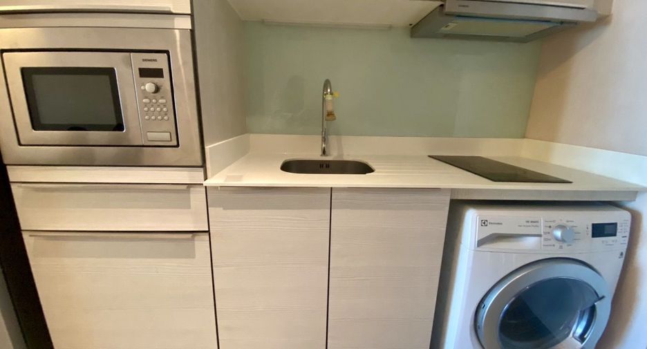 For rent 1 bed condo in Watthana, Bangkok