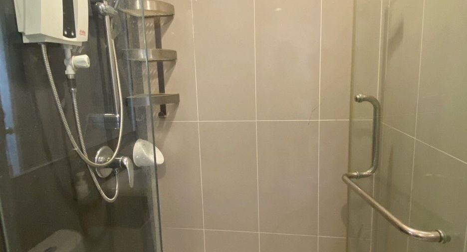 For sale 1 bed condo in Thon Buri, Bangkok