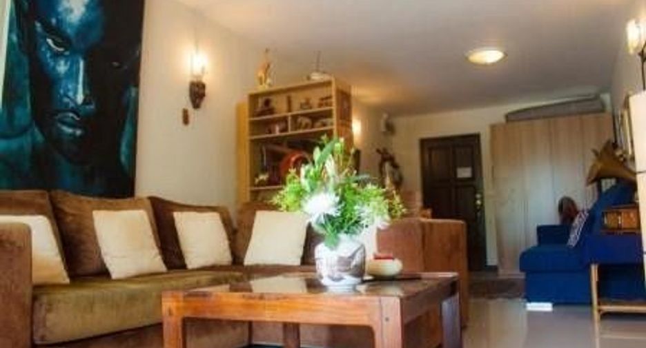 For rent 3 bedrooms condo in Watthana, Bangkok