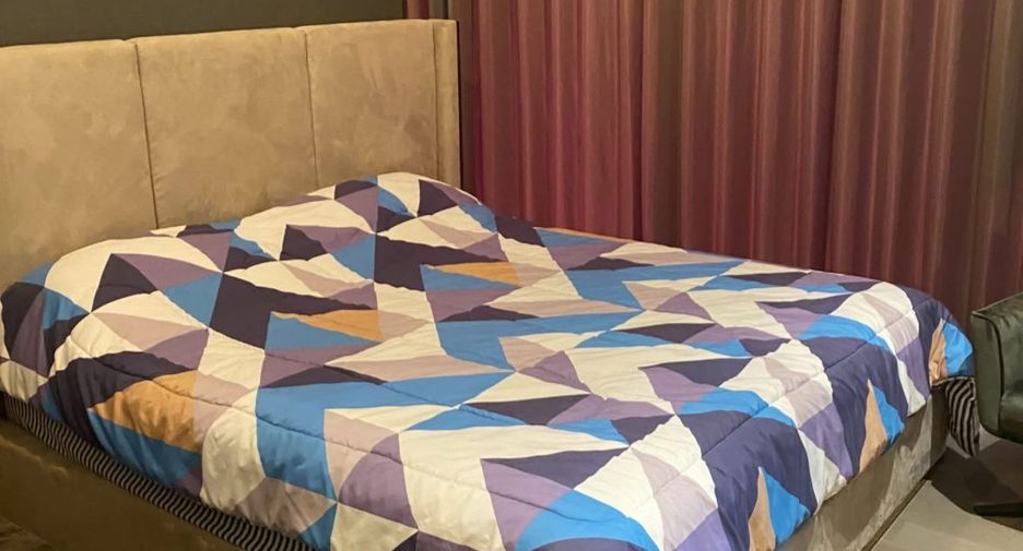 For rent 1 bed condo in Watthana, Bangkok