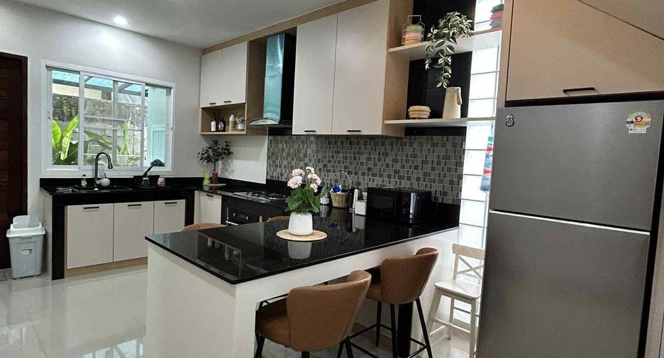 For rent 4 bedrooms villa in Thalang, Phuket