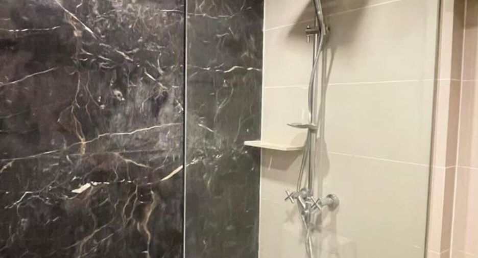 Аренда 1 кровать кондо в Кхлонг Сан, Бангкок