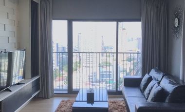 Condo en alquiler de 1 habitaciones en Khlong Toei, Bangkok