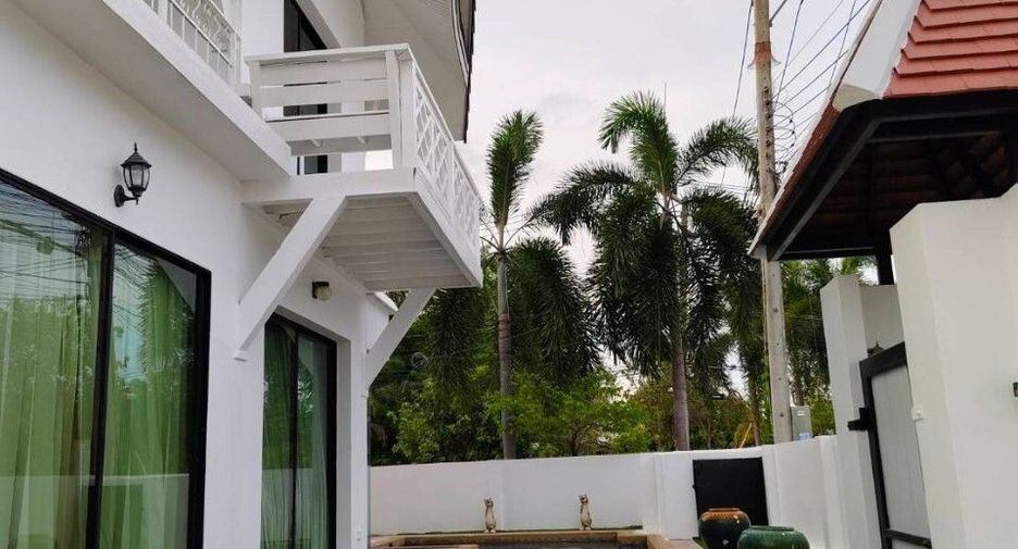 For rent 5 bedrooms villa in Bang Lamung, Chonburi