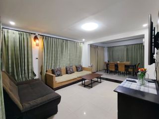 Villa en alquiler de 5 habitaciones en Bang Lamung, Chonburi