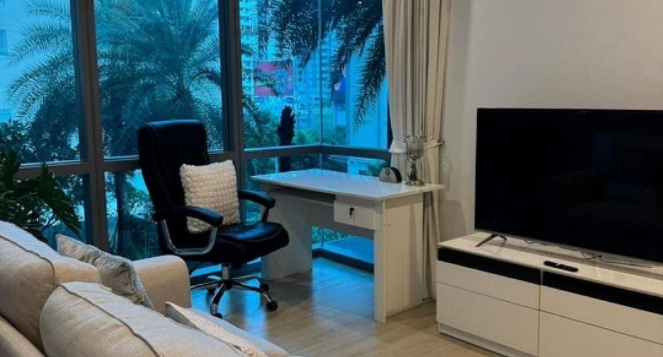 For rent 1 bed condo in Watthana, Bangkok