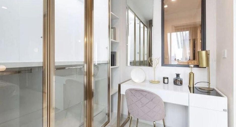 For rent 1 bed condo in Pathum Wan, Bangkok