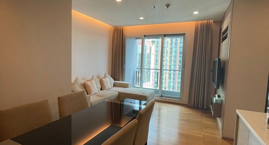 À louer 2 chambres condo à Watthana, Bangkok