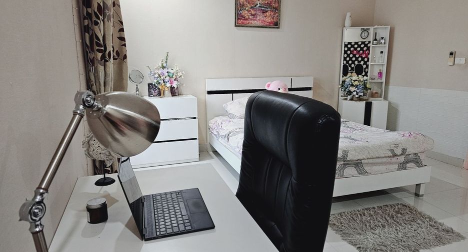 Villa zum Kauf mit 3 Zimmer in Bang Lamung, Chonburi