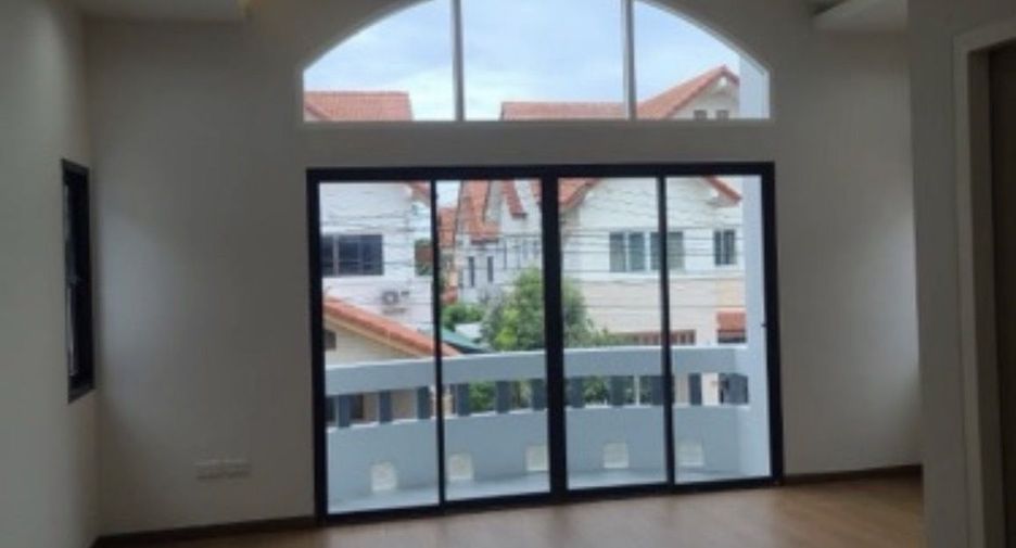 ขาย 4 ห้องนอน บ้านเดี่ยว ใน ศรีราชา, ชลบุรี
