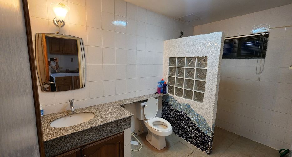 Wohnung zum Kauf mit Studio in Sattahip, Chonburi