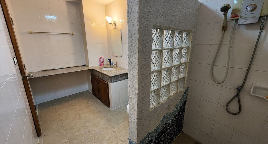 Wohnung zum Kauf mit Studio in Sattahip, Chonburi
