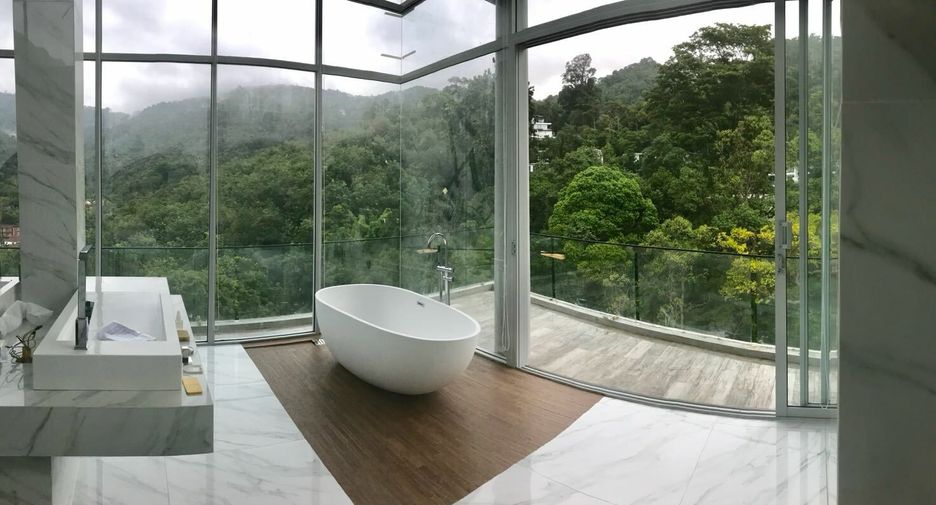 À vendre et à louer 5 chambres villa à Kathu, Phuket