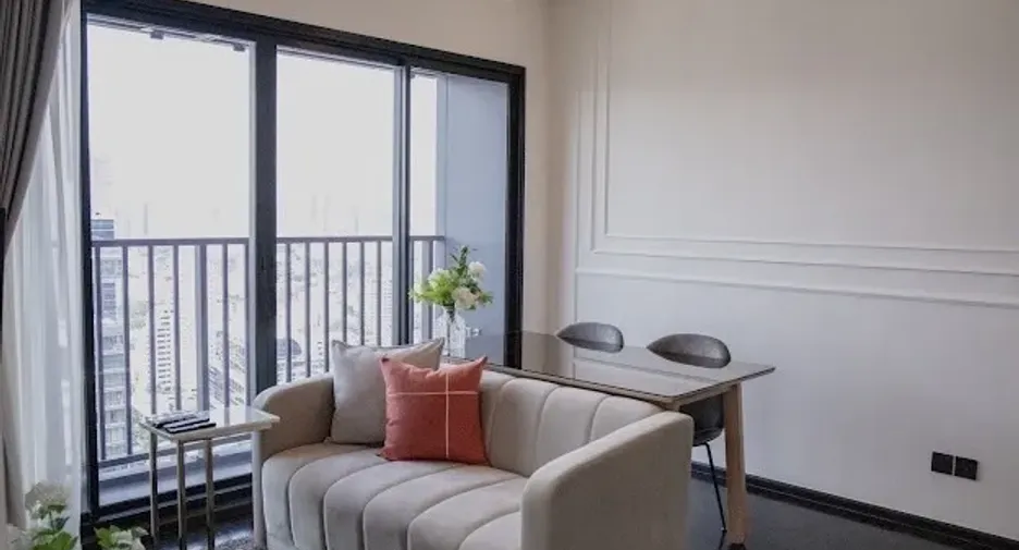 For rent 1 bed condo in Watthana, Bangkok