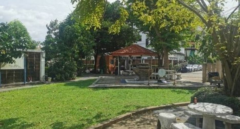 Haus zum Kauf und zur Miete mit 3 Zimmer in Suan Luang, Bangkok