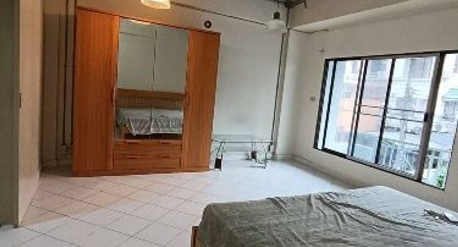 Haus zum Kauf und zur Miete mit 3 Zimmer in Suan Luang, Bangkok