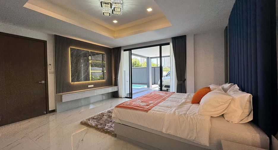 For sale 6 bedrooms villa in Bang Lamung, Chonburi