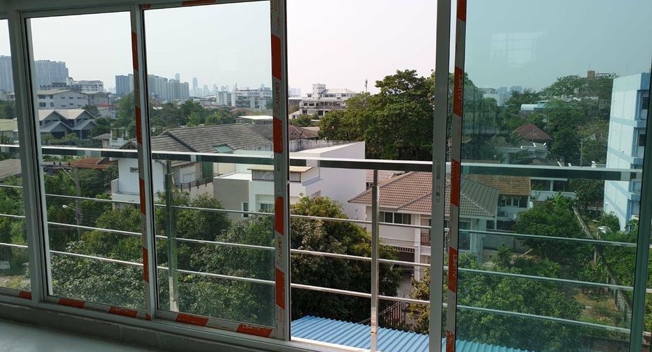 Hotel zum Kauf und zur Miete in Phra Khanong, Bangkok