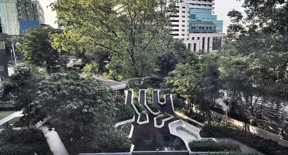 For sale 1 bed condo in Pathum Wan, Bangkok