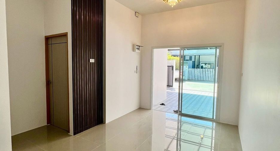 For sale 2 bedrooms townhouse in Thalang, Phuket