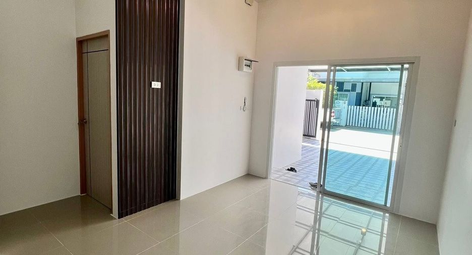 For sale 2 bedrooms townhouse in Thalang, Phuket