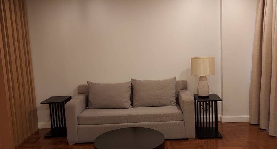 For rent 3 bedrooms condo in Bang Lamung, Chonburi