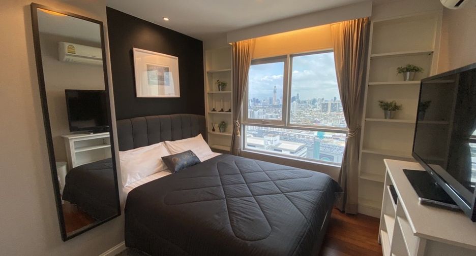 For sale 3 ベッドルーム condo in Huai Khwang, Bangkok