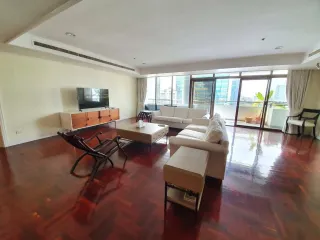 Wohnung zur Miete mit 3 Zimmer in Watthana, Bangkok