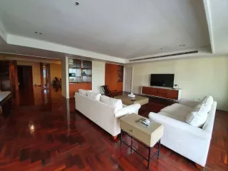 Wohnung zur Miete mit 3 Zimmer in Watthana, Bangkok