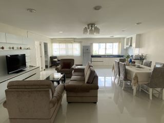Apartment zur Miete mit 3 Zimmer in Watthana, Bangkok