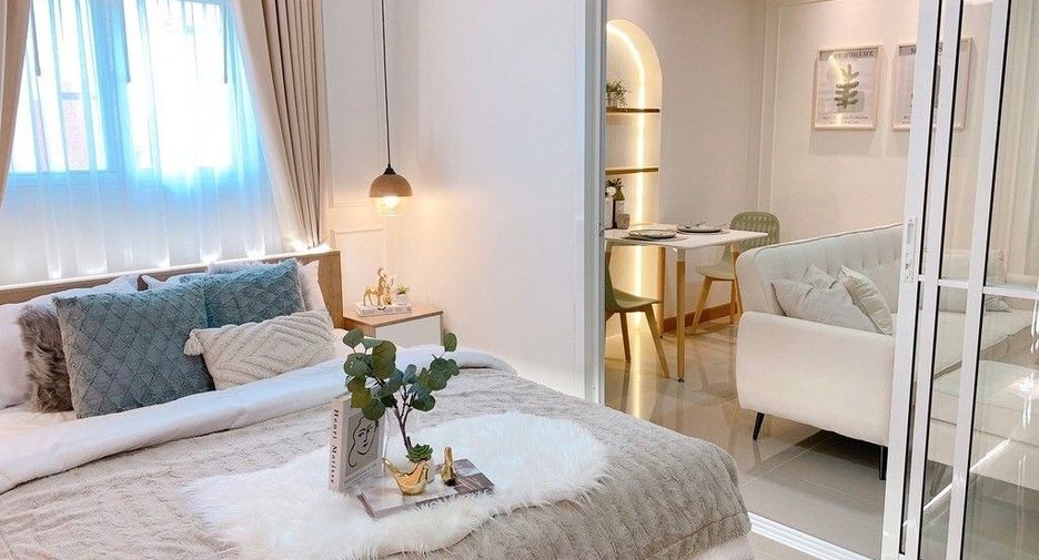 For rent studio condo in Huai Khwang, Bangkok