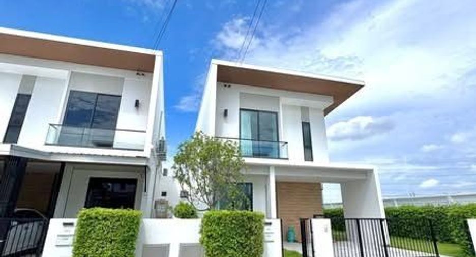 For rent 3 bedrooms house in Bang Phli, Samut Prakan