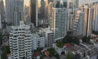 Wohnung zur Miete mit 3 Zimmer in Watthana, Bangkok