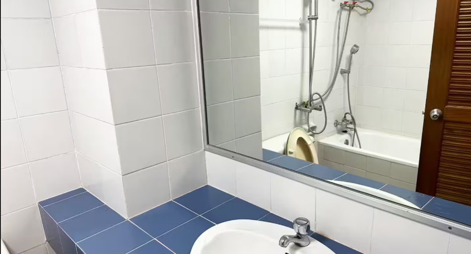 For sale studio condo in Bang Lamung, Chonburi