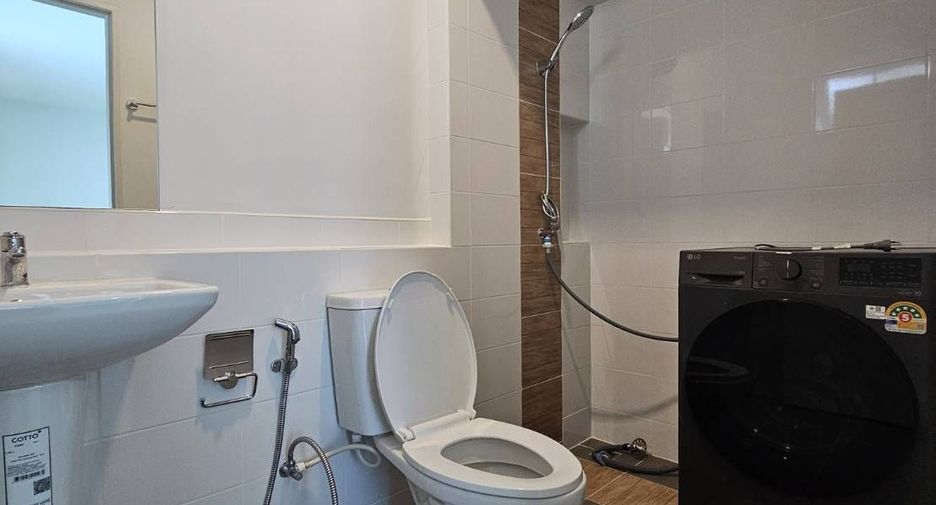 Casa en alquiler de 3 habitaciones en Bang Phli, Samut Prakan