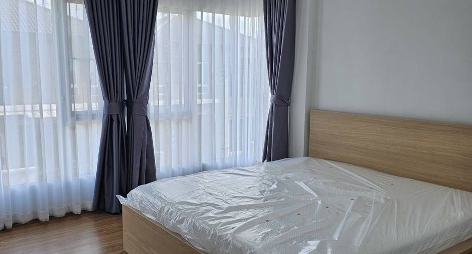 Casa en alquiler de 3 habitaciones en Bang Phli, Samut Prakan