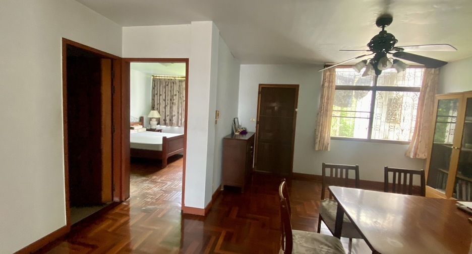 For sale 6 bedrooms townhouse in Bang Lamung, Chonburi